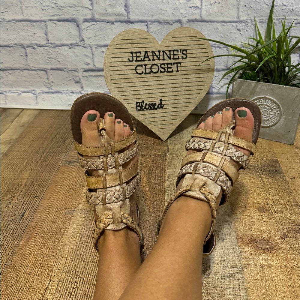 Roan by Bed Stu Kaliope Womens Gladiator Sandals Bone White 10